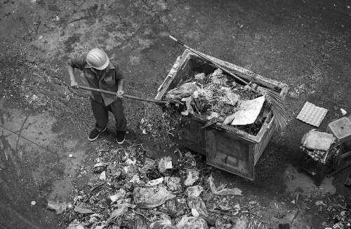 Commercial waste removal services in Seven Kings